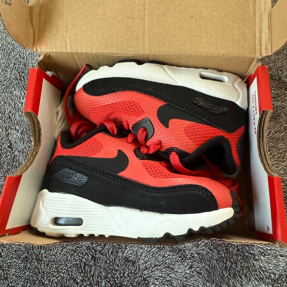 Nike Air Max Sneakers